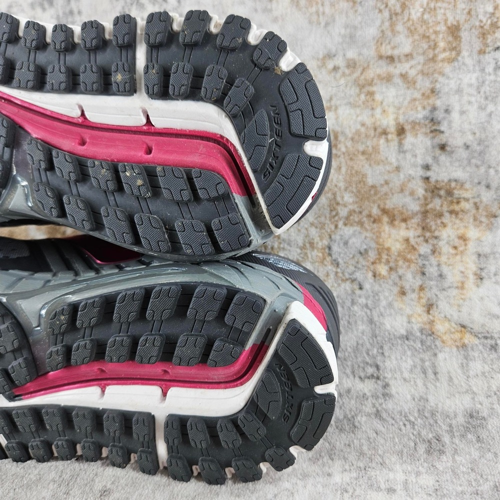 Brooks Ariel 18 Running Shoes Womens 9B Grey Pink 1202711B091 Training Sneakers - Picture 13 of 14